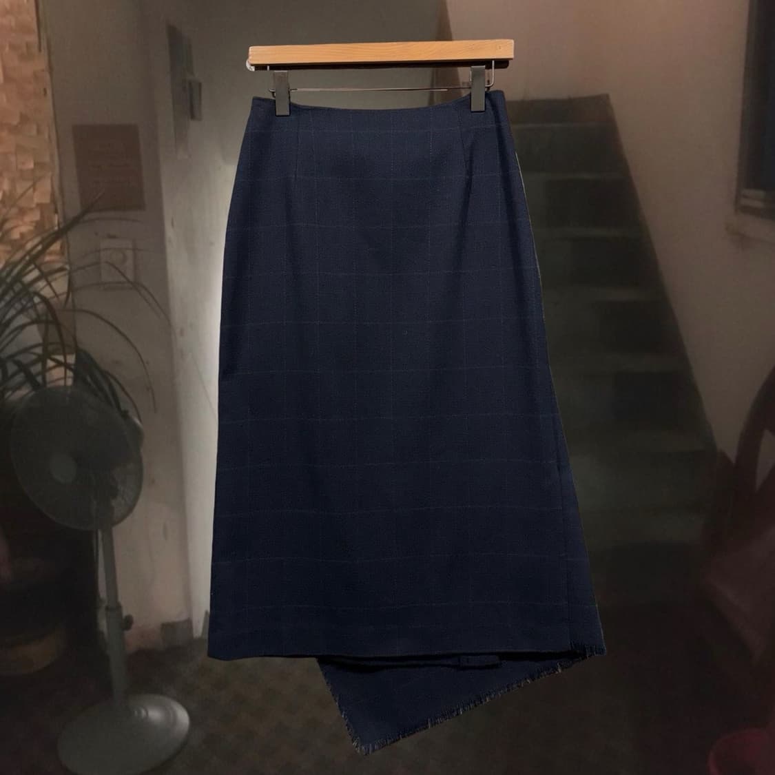 일본 빈티지 네이비 체크 벨티트 드레이프 롱 랩스커트 상품이미지2