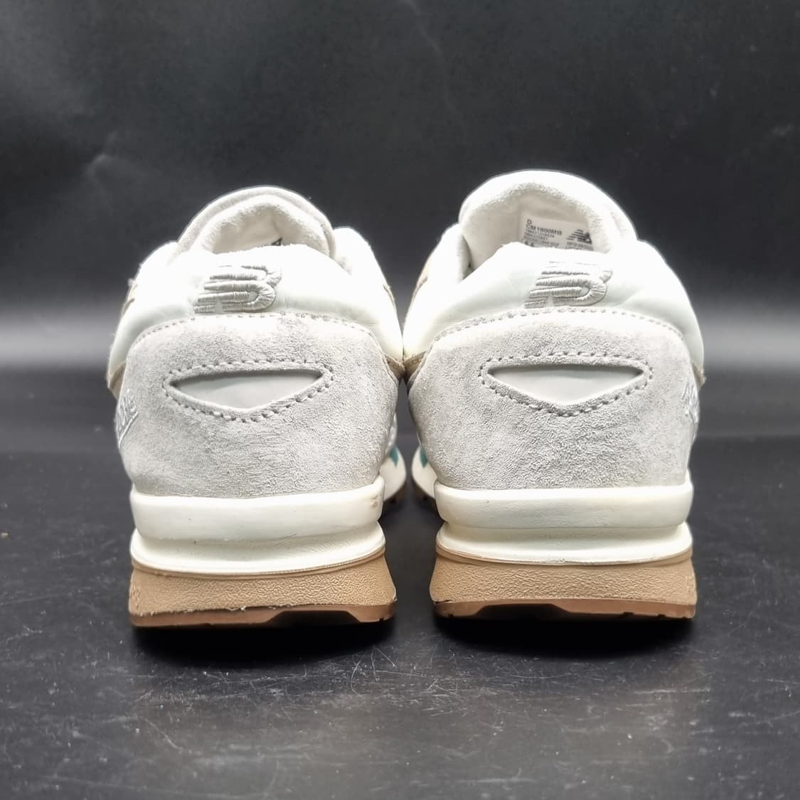 뉴발란스 cm1600 운동화245 상품이미지4