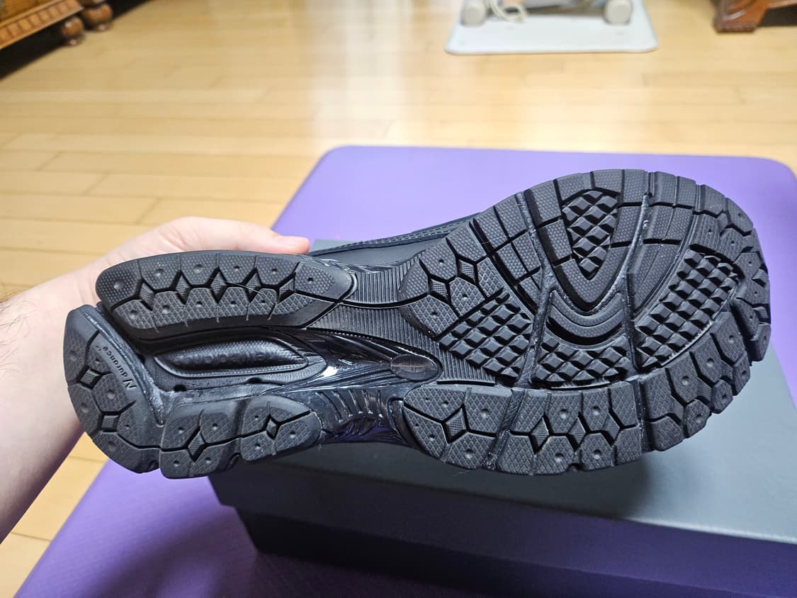 뉴발란스 1906L 블랙 280사이즈 상품이미지4