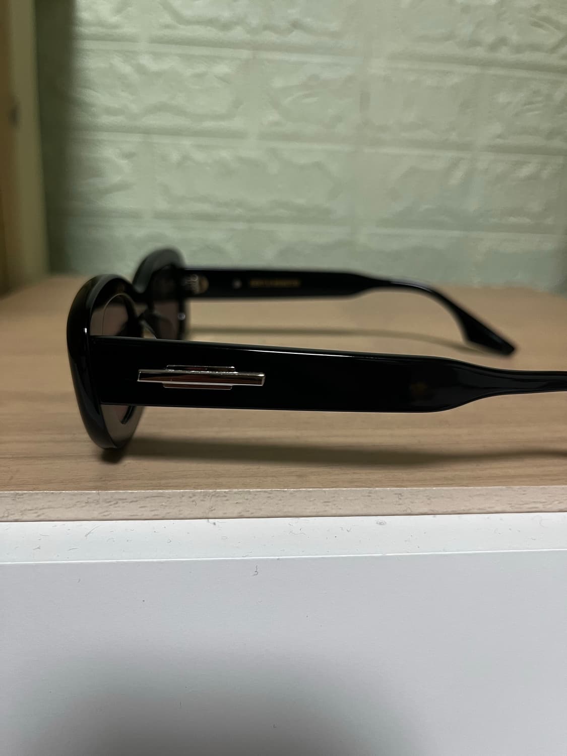 젠틀몬스터 탐부 01 상품이미지3