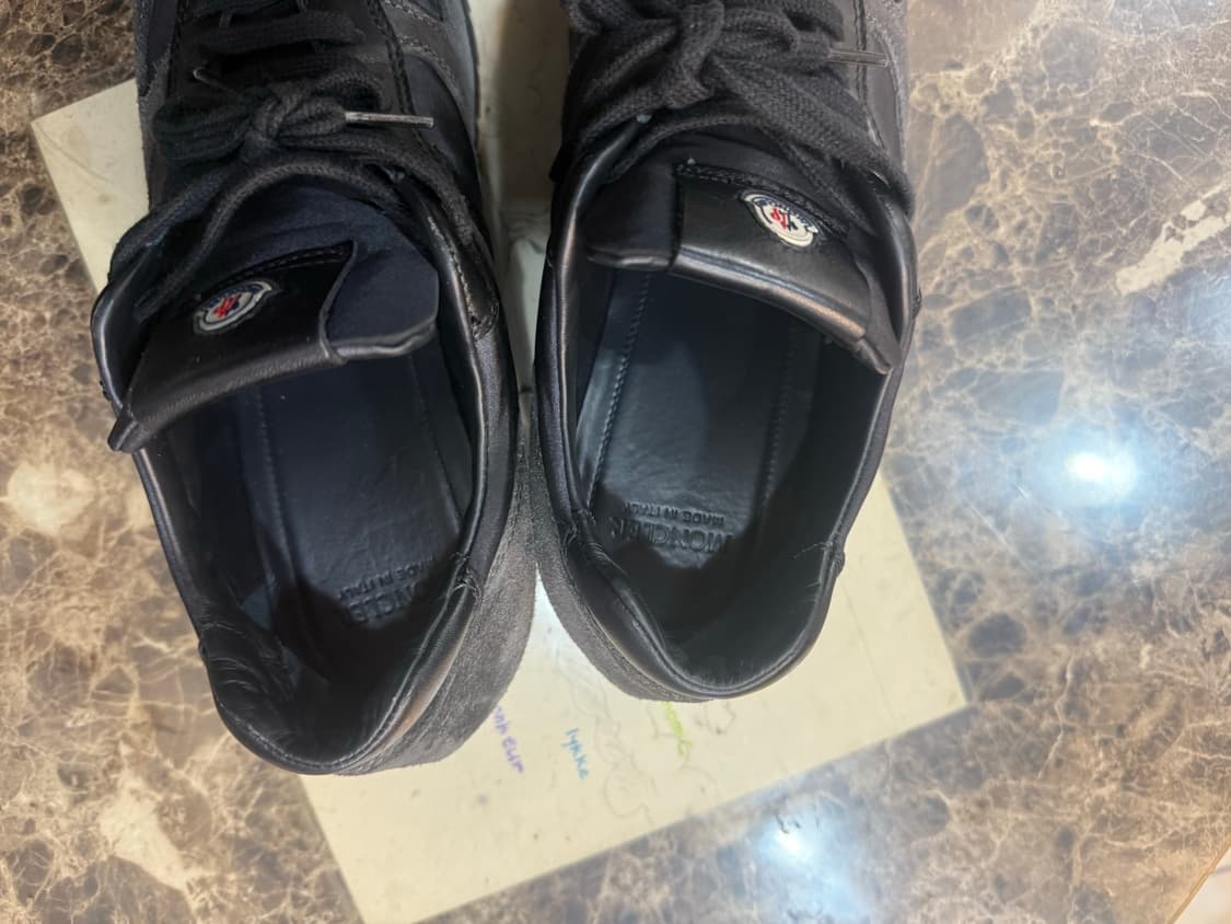 40/260 정품 몽클레어 스니커즈 팝니다 상품이미지3