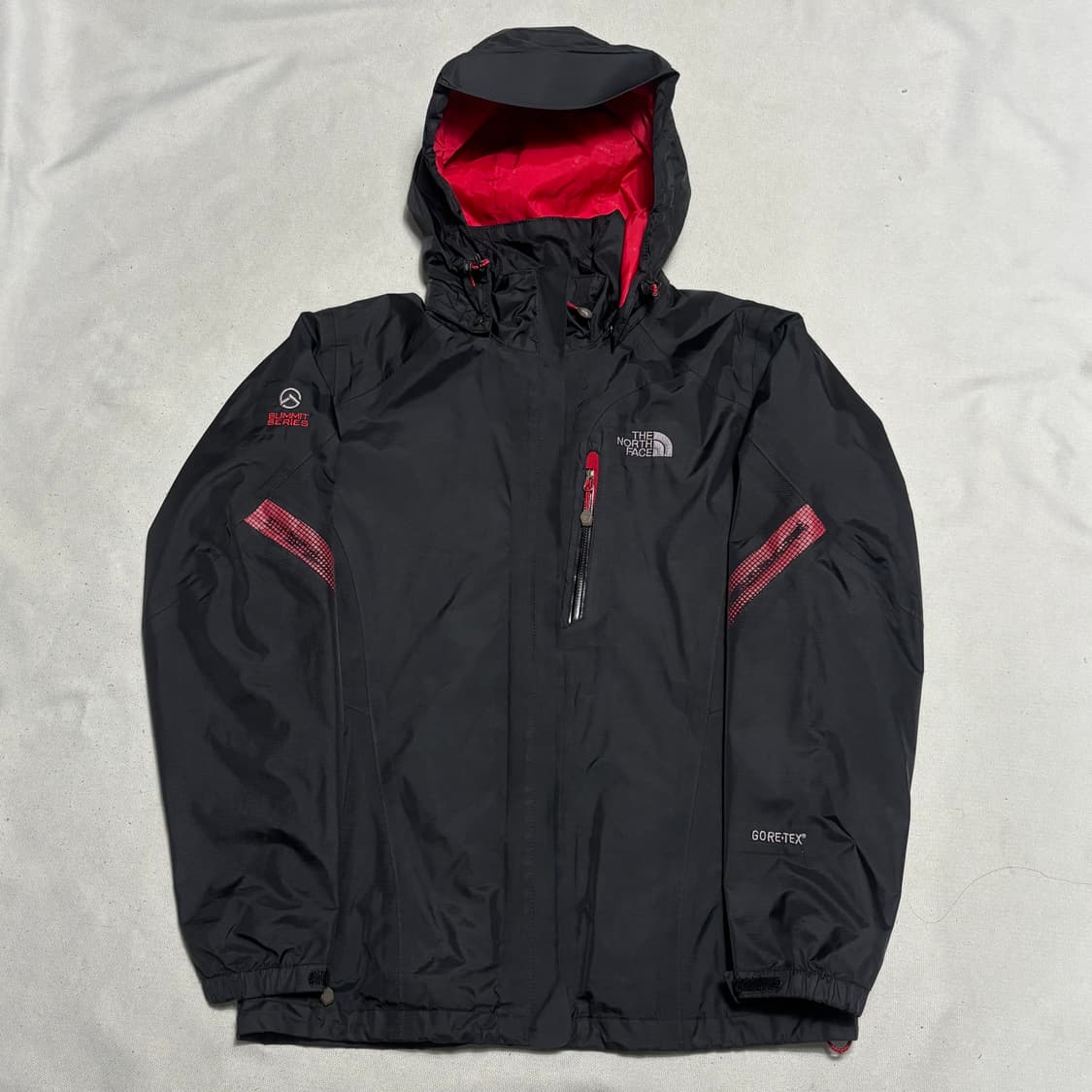 85 노스페이스 써밋 고어텍스 레드 블랙 배색 바람막이 상품이미지2