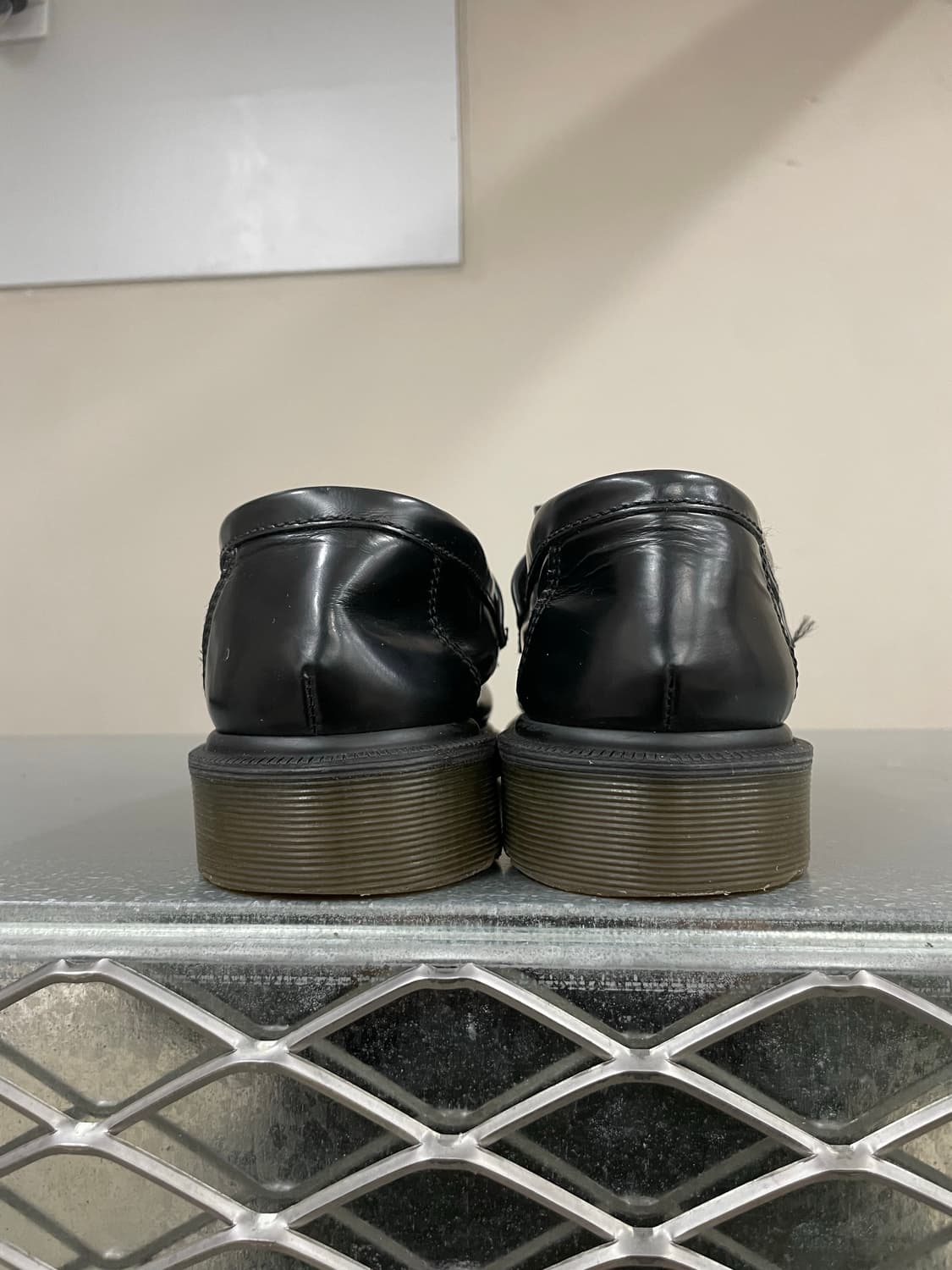 닥터마틴 아드리안 블랙 uk7 상품이미지3