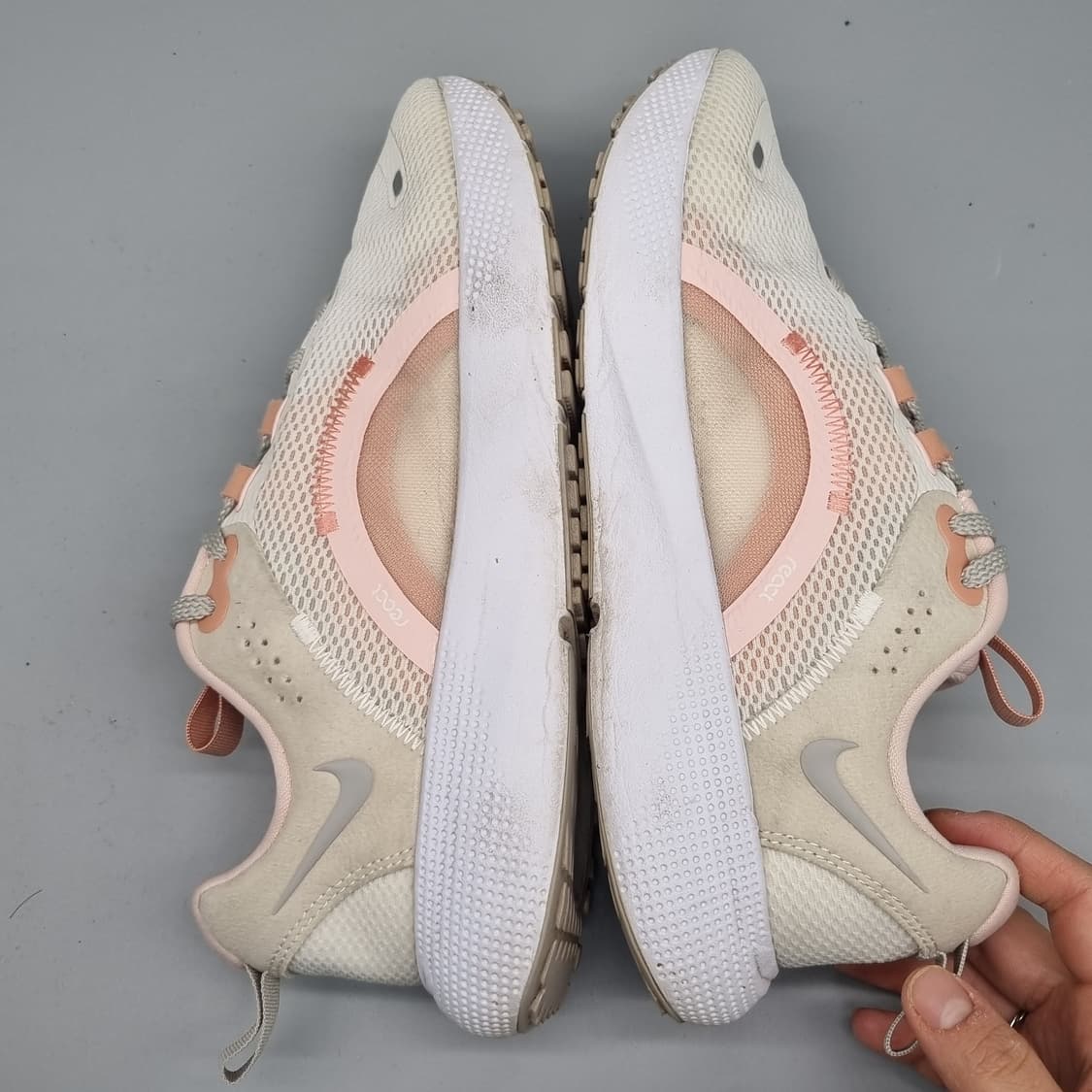 나이키 리액트 이스케이프런 운동화250 상품이미지5