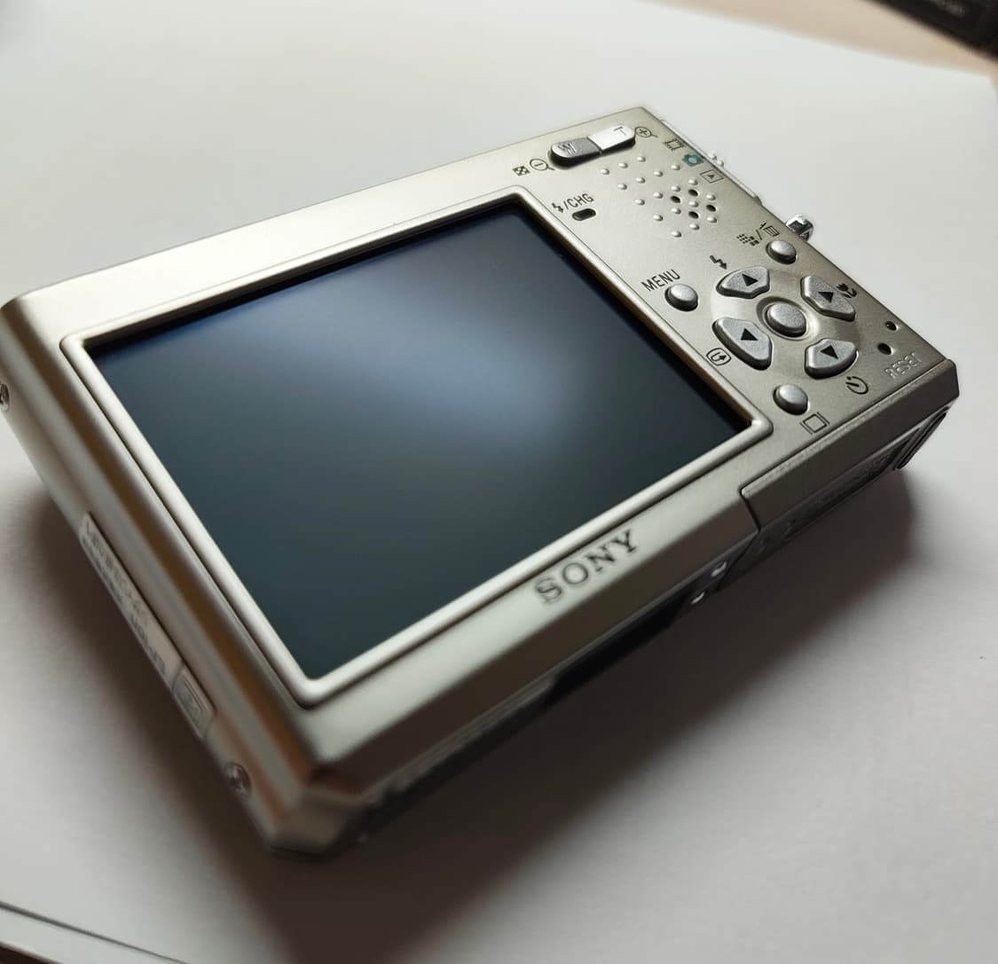 소니 사이버샷 dsc-t10 빈티지 디카 (사용감 x) 상품이미지4
