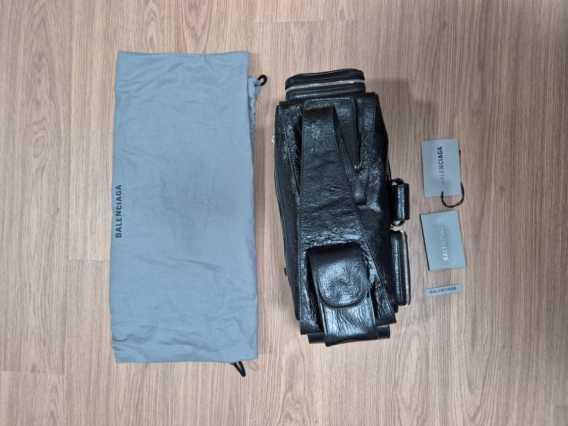 발렌시아가 슈퍼비지 수퍼비지 스몰 슬링백 블랙 상품이미지7