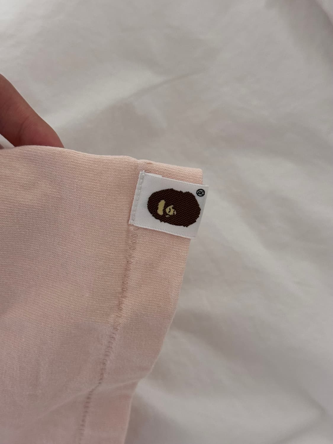 (w) 베이프 스트로베리 티셔츠 페일 핑크 상품이미지4