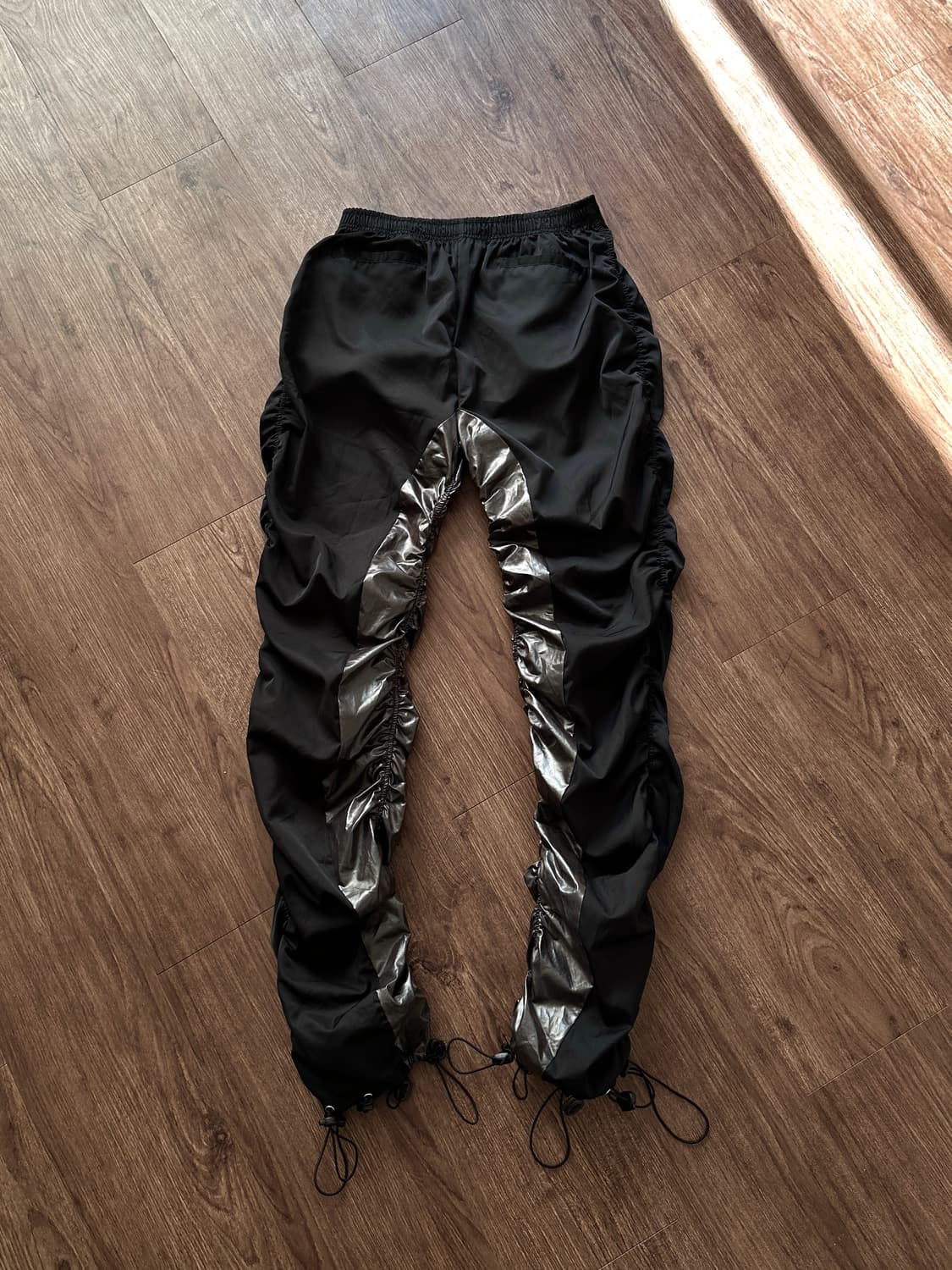 실버 코티드 셔링 & 스트링 팬츠 상품이미지7