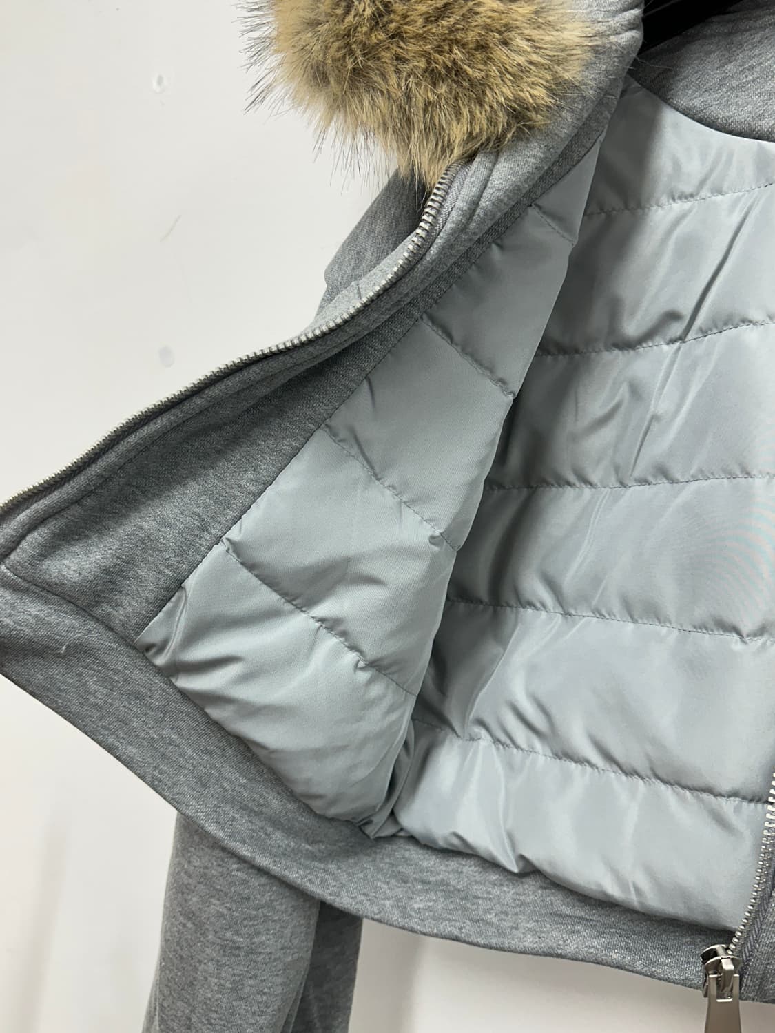 퍼 크롭 후드집업 상품이미지3