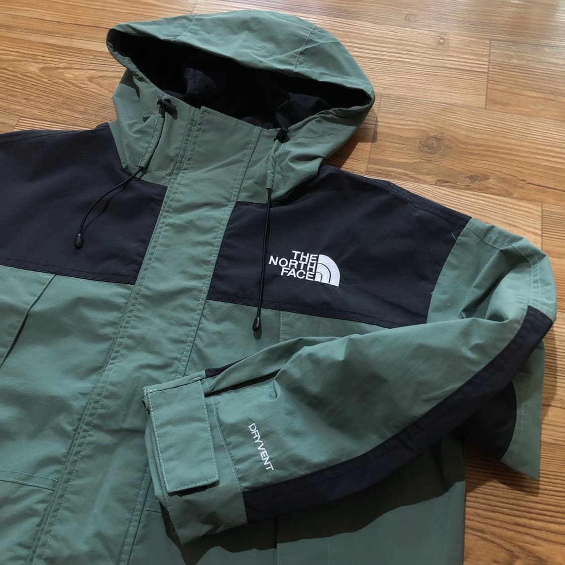 노스페이스 드라이벤트 자켓 카키 상태굿 상품이미지2