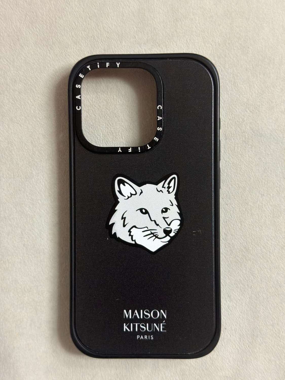 케이스티파이 x 메종키츠네 아이폰 15pro 케이스 상품이미지1