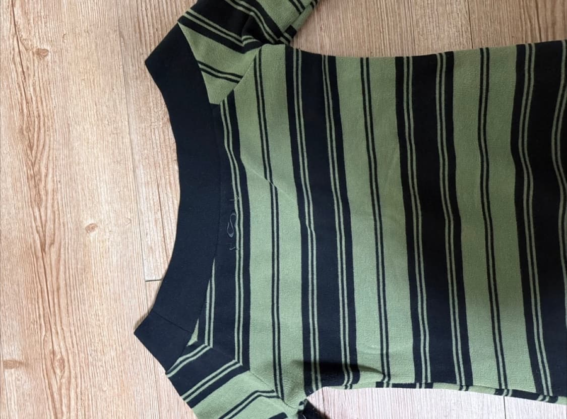 밀로 원숄더 스트라이프 티셔츠 상품이미지4