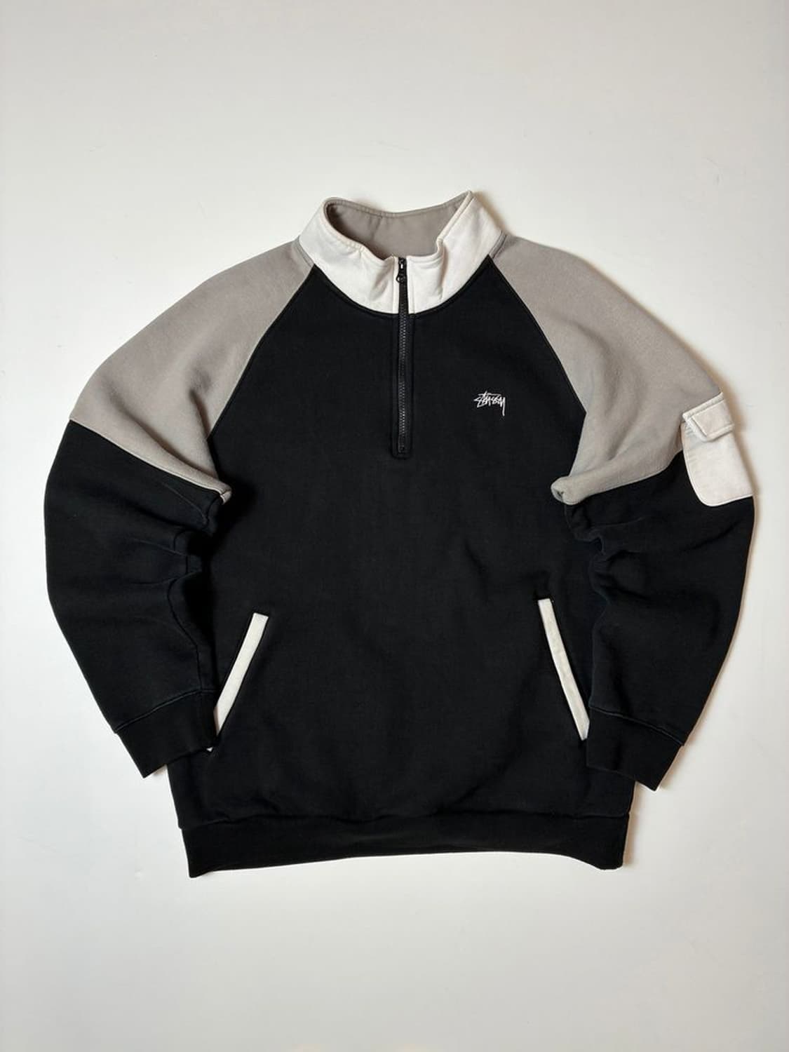 스투시 배색 반집업 트랙탑 맨투맨 PN9328 상품이미지1