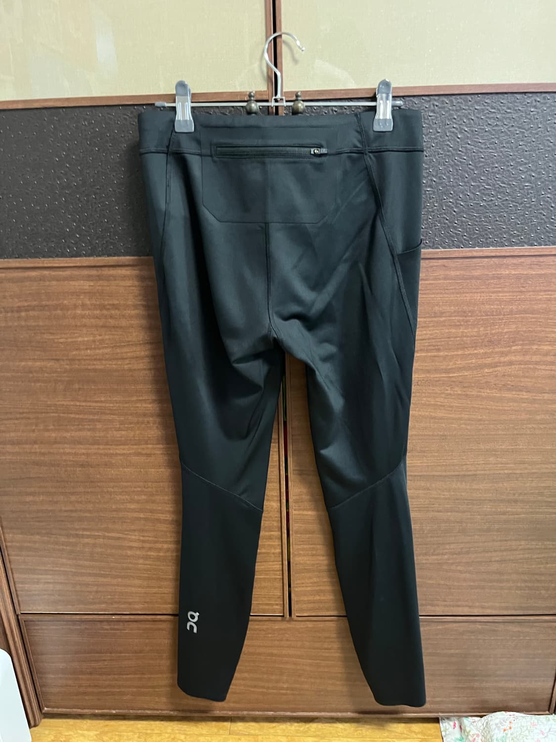 온러닝 퍼포먼스 롱타이즈 S 블랙 상품이미지2