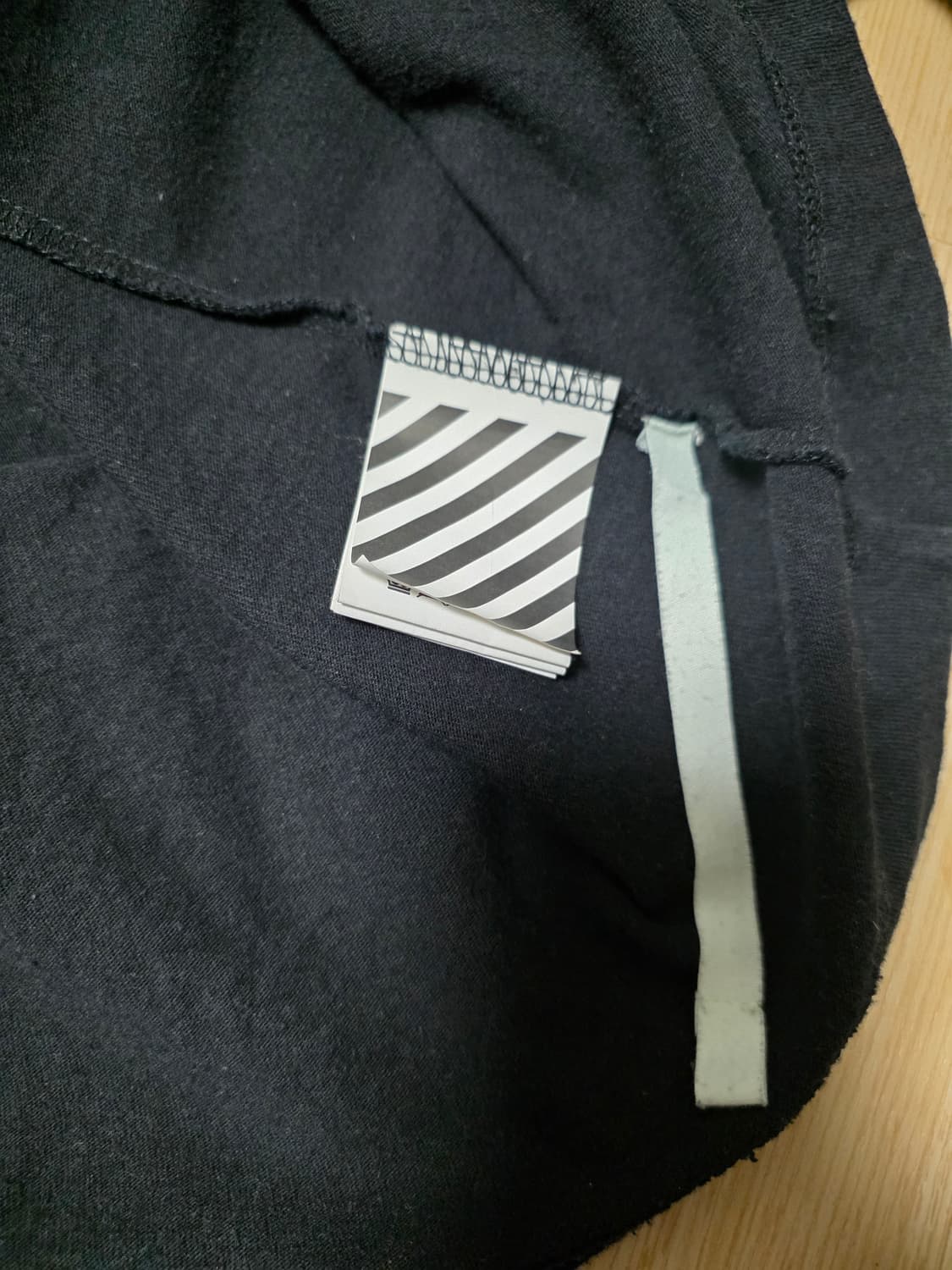 (정품) 오프화이트 L 반팔티 오버핏 (총장 83, 가단 70) 상품이미지6