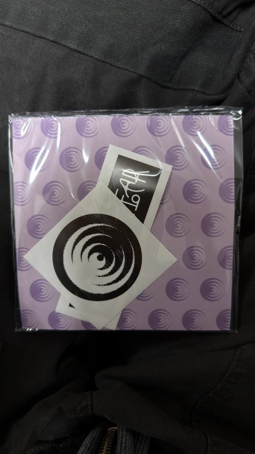 [미개봉] 데이먼스이어 MD 핀버튼 뱃지 상품이미지3