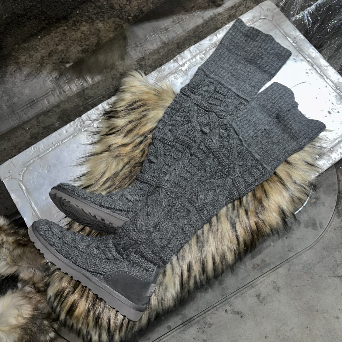 00s 리미티드 에디션 XL 롱 니트 카디 부츠 상품이미지3