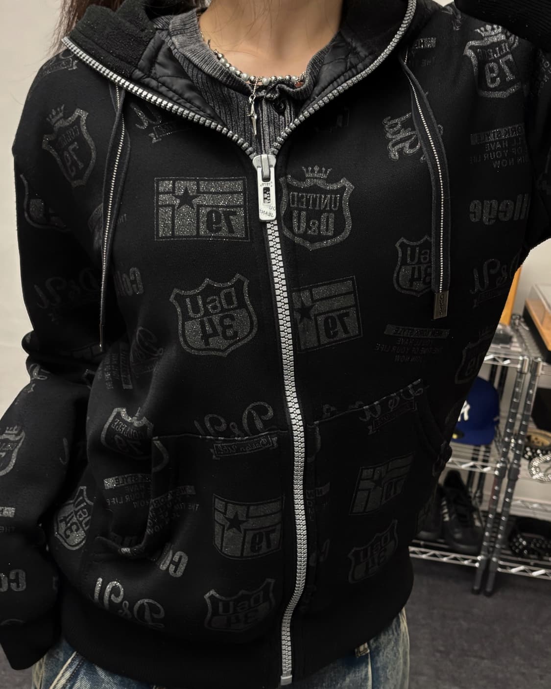 올드 빈티지 패턴 퀼팅 도톰 후드집업 블랙 상품이미지3