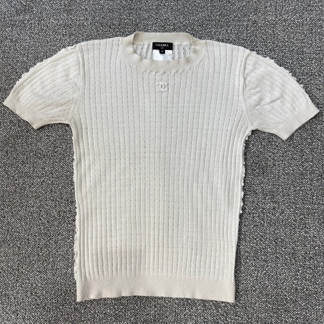 샤넬 2022년 봄/여름 프리컬렉션(22P) 화이트 코튼 니트 상품이미지1