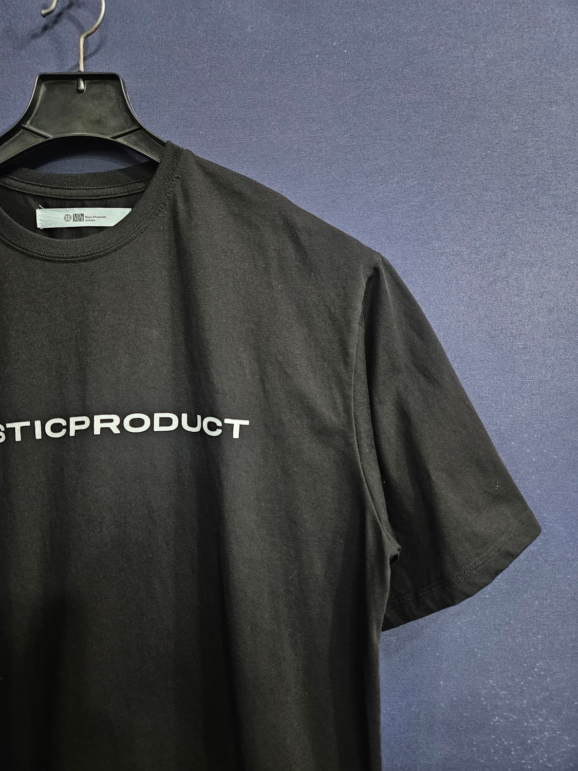 플라스틱 프로덕트 프린팅 블랙 남성 오버핏 95~100 반팔티  상품이미지4