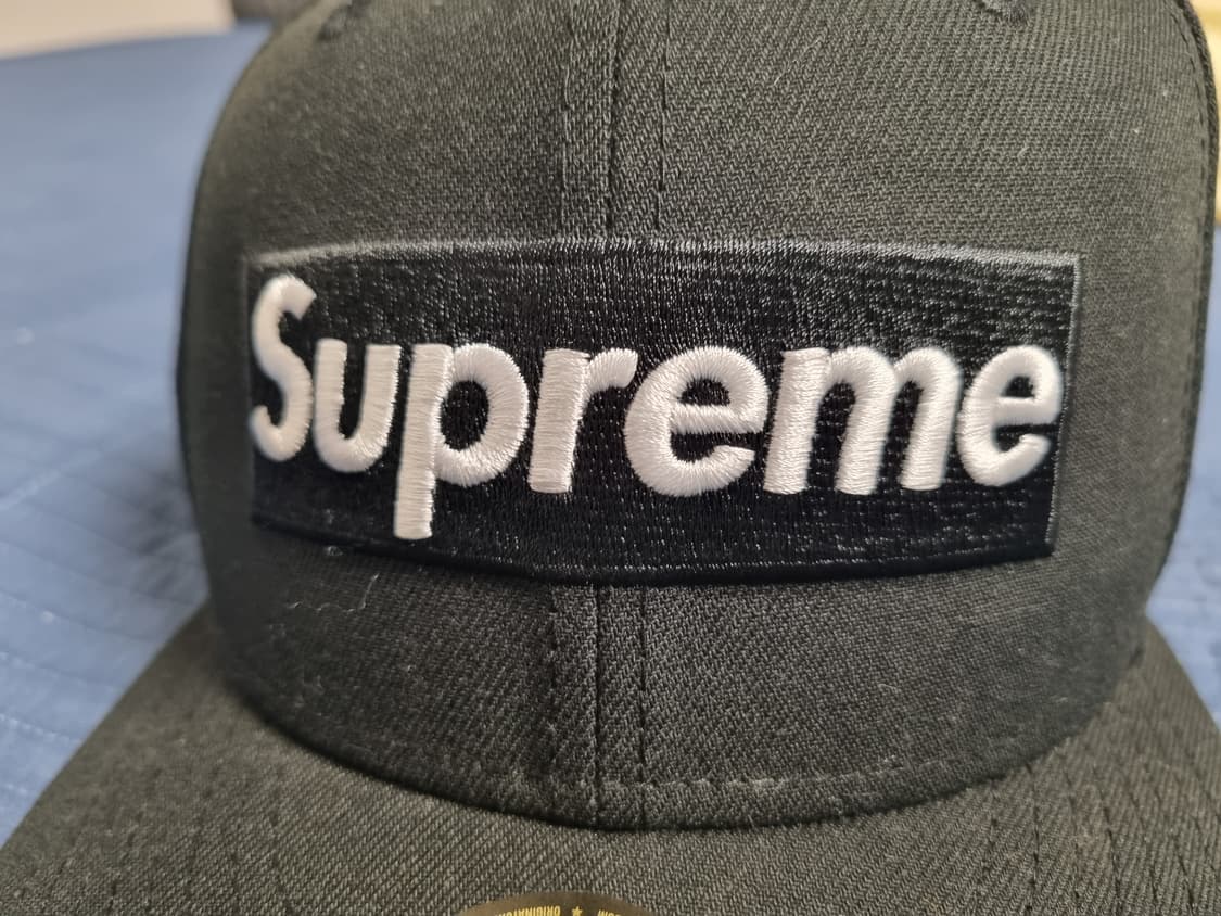 슈프림 샤피 박스로고 뉴에라 블랙 24SS 7 1/2 상품이미지2