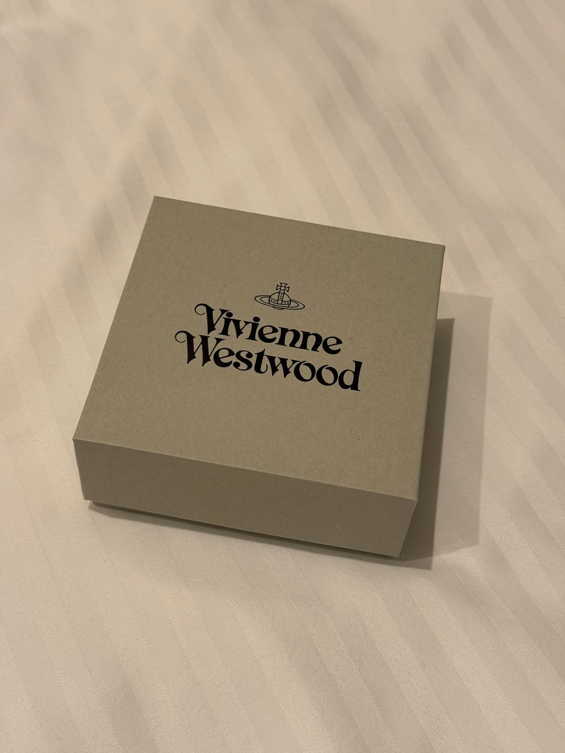 비비안 웨스트우드 일본 한정 빈티지 오브 반지갑 풀박스 상품이미지8