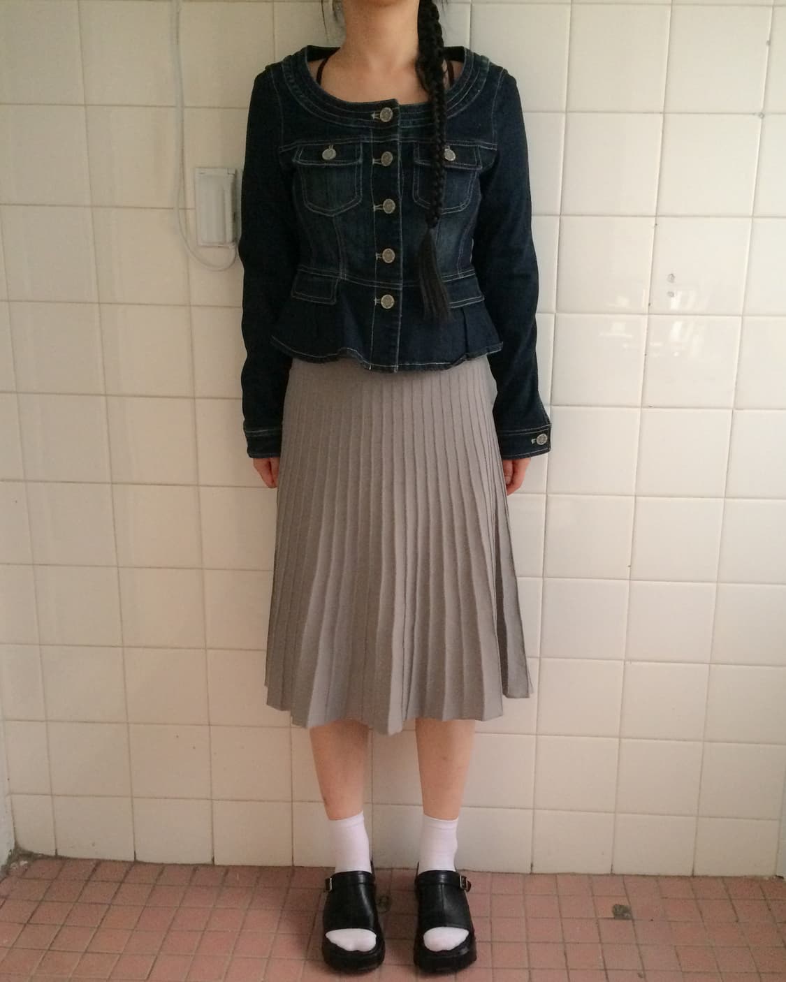 Line detail Denim jacket 상품이미지1