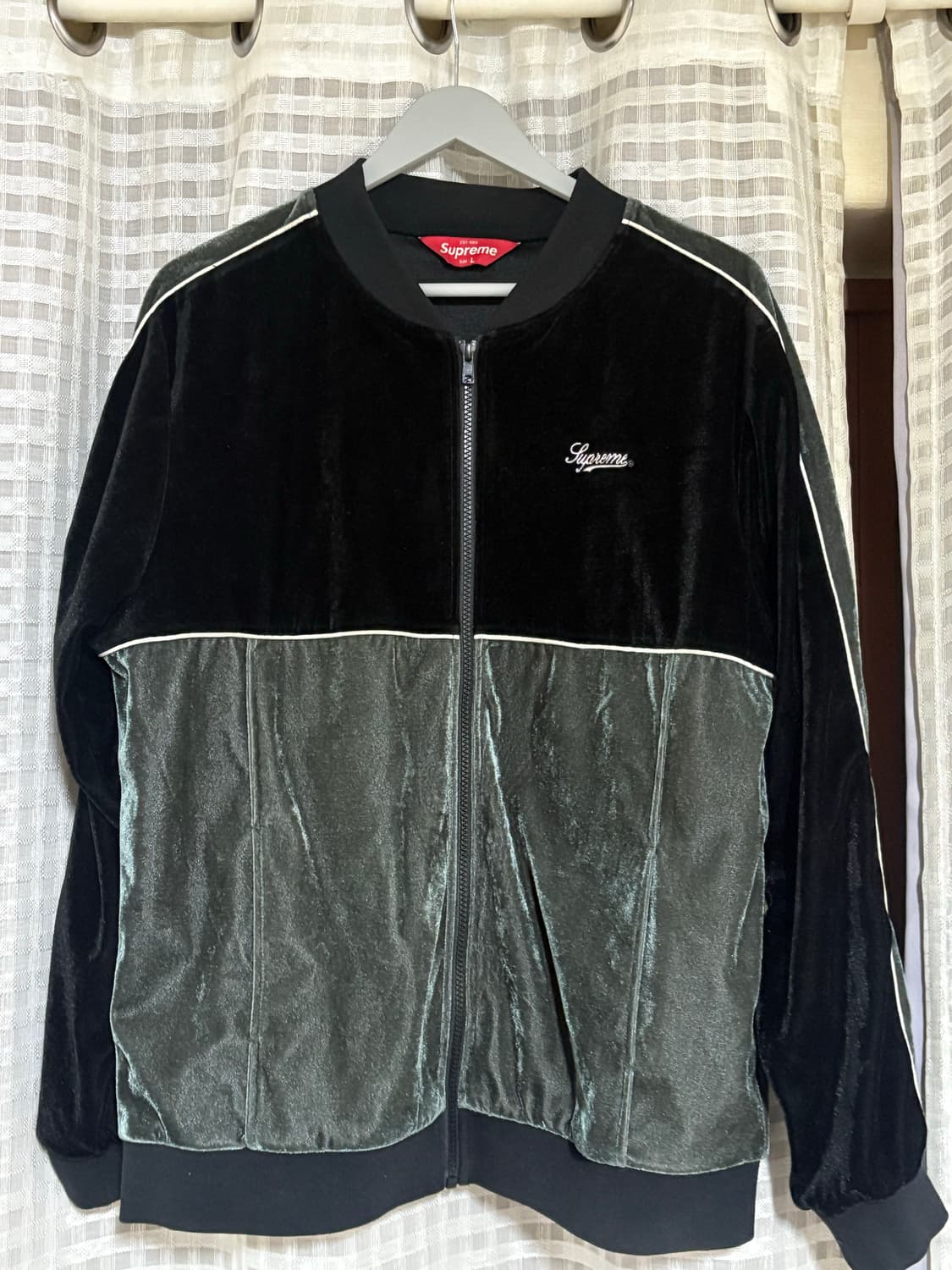 슈프림 벨루어 자켓 L 사이즈 상품이미지1