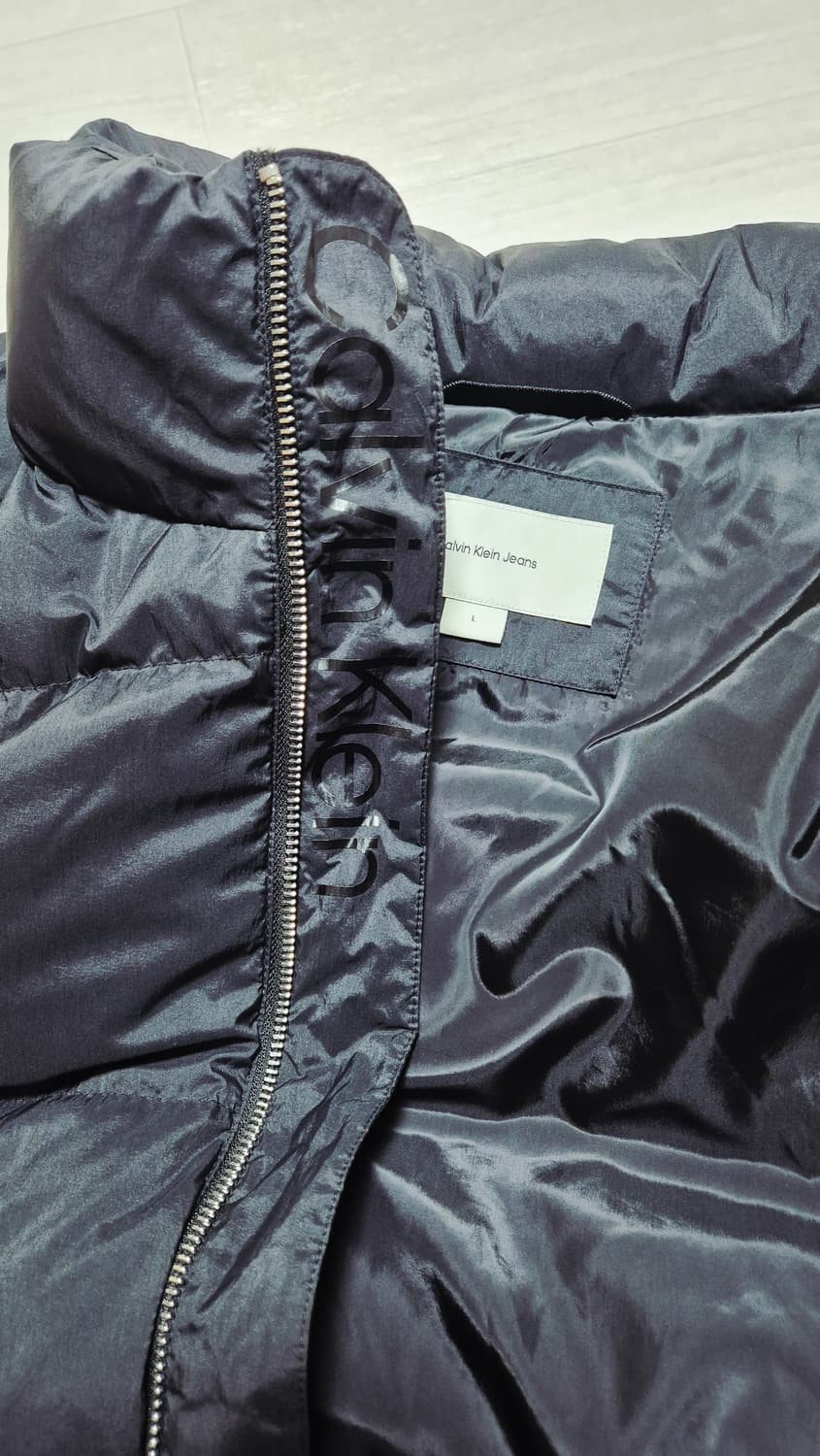 캘빈클라인 ck 덕다운 패딩 점퍼 팝니다. 상품이미지4