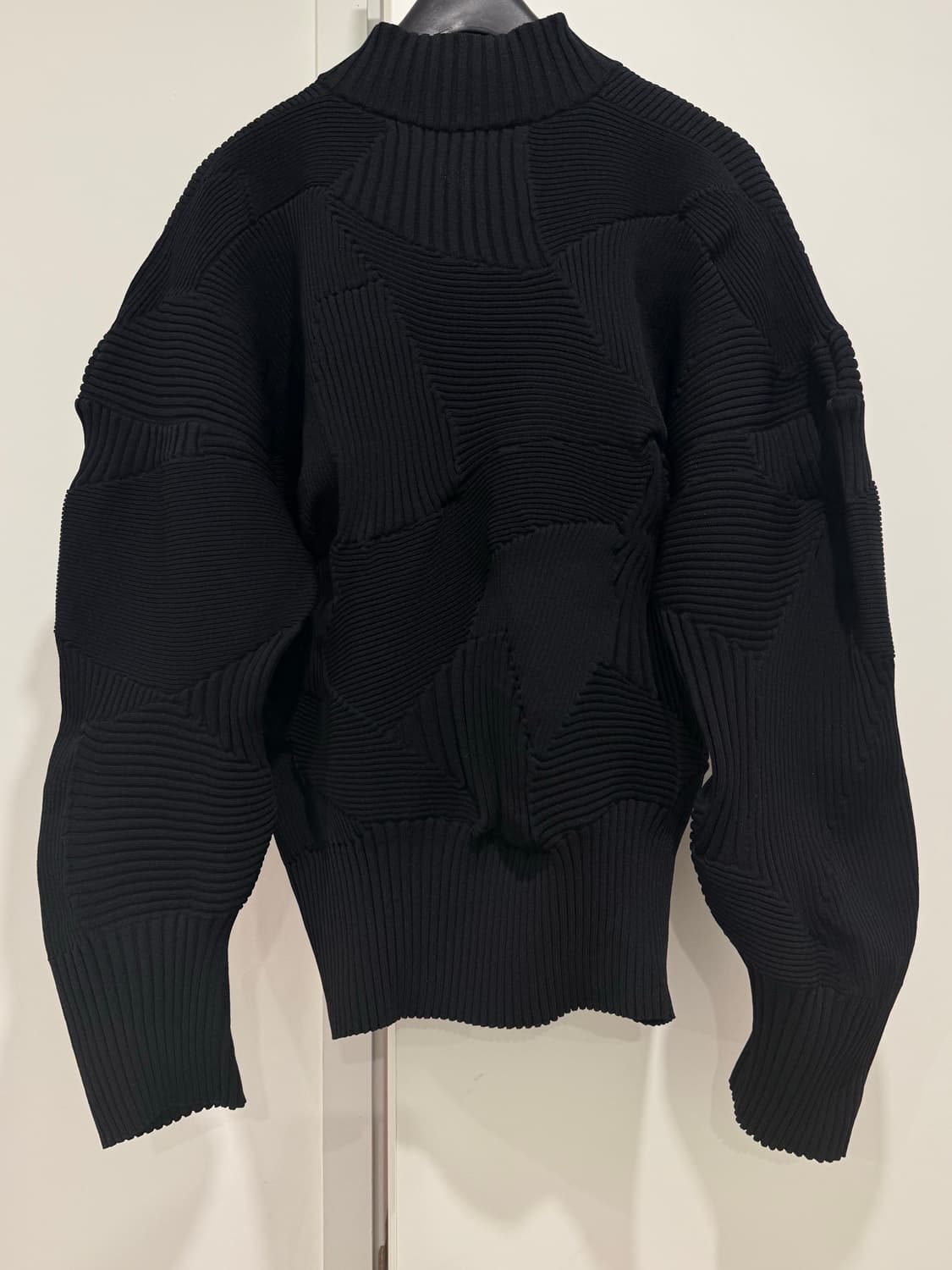 이세이미야케 ISSEY MIYAKE 코네코네 가디건 블랙(새상품) 상품이미지5