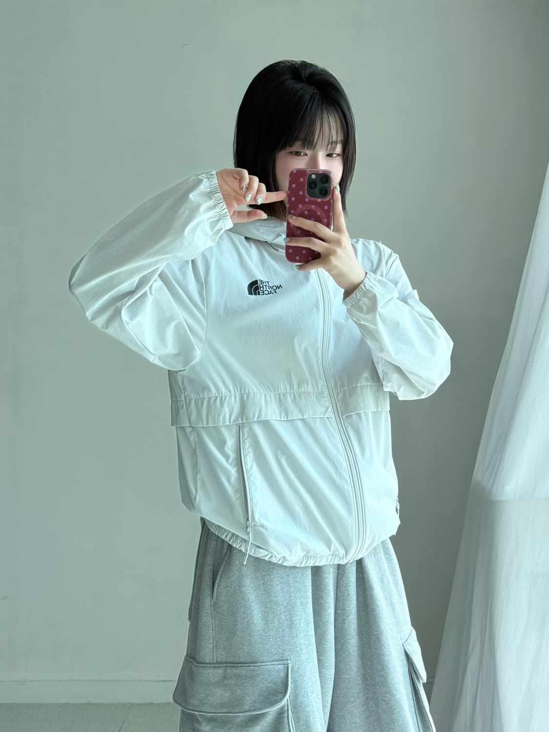 노스페이스 그레이 바람막이 상품이미지2