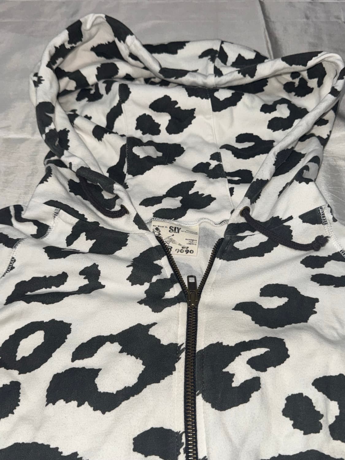 Sly Leopard Hooded Zip-Up 상품이미지1