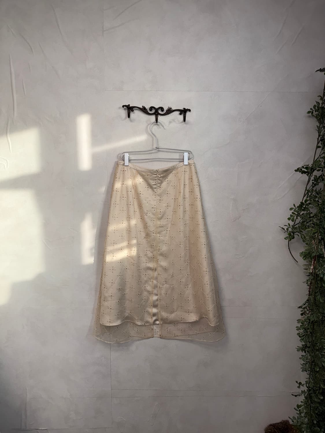 Ivory beads spangle mesh layered skirt 상품이미지4