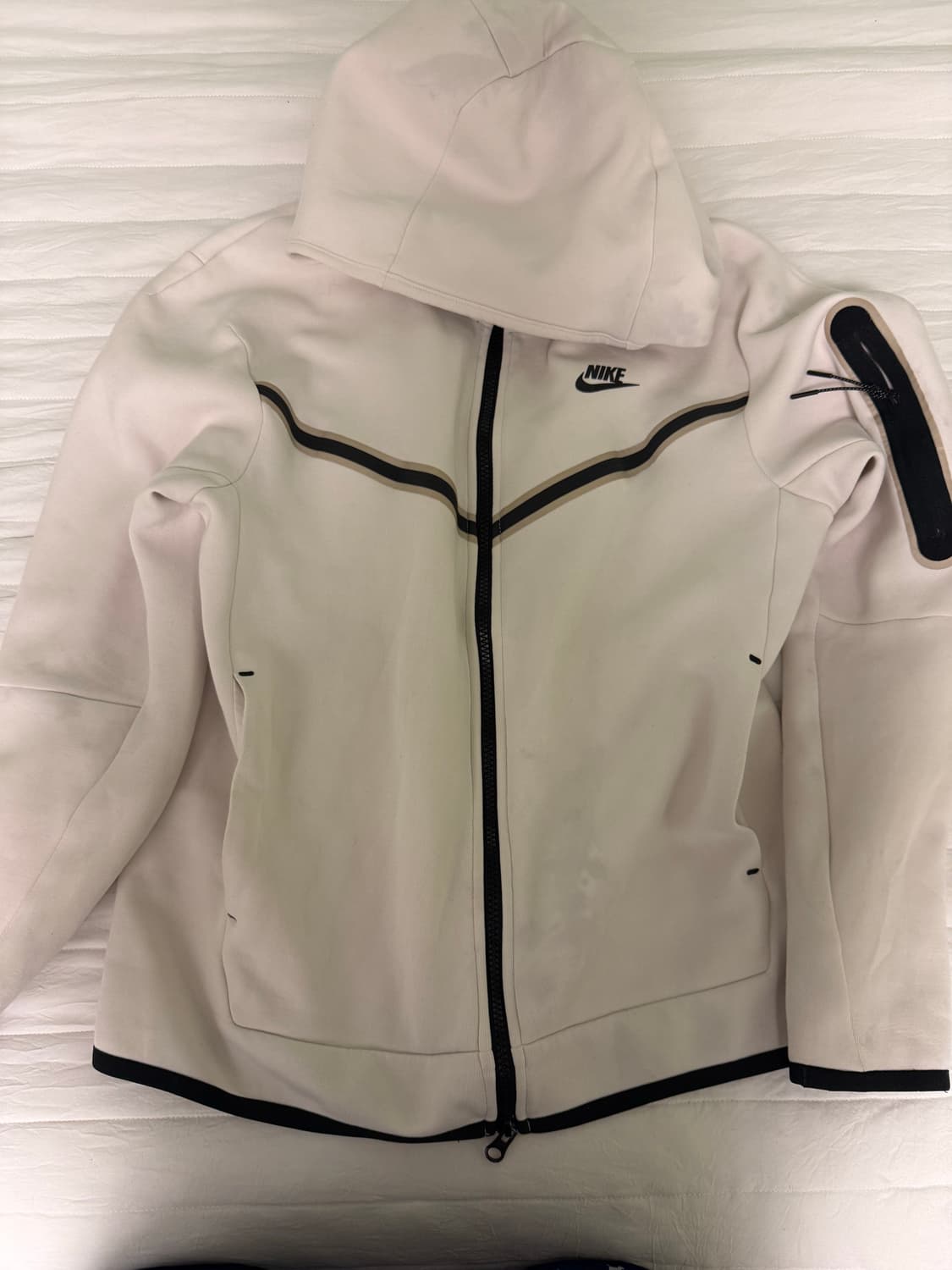 나이키 화이트 테크팩 상품이미지1