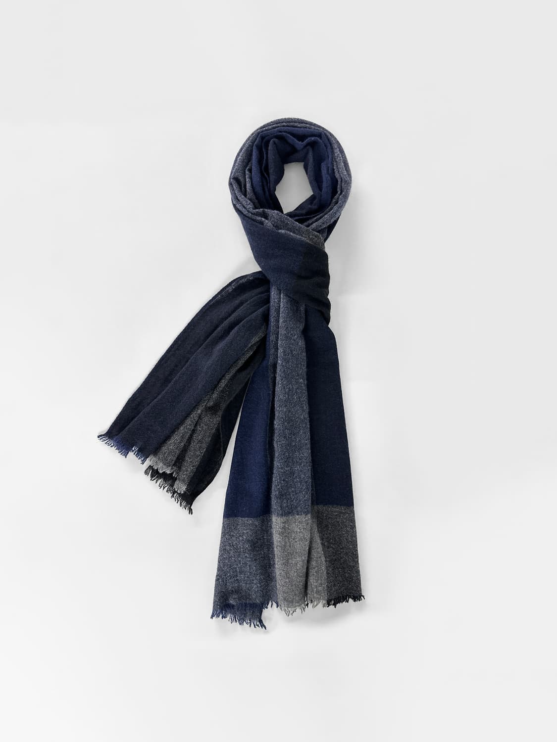 씨 바이 끌로에 캐시미어 컬러블록 프린지 스카프 상품이미지2