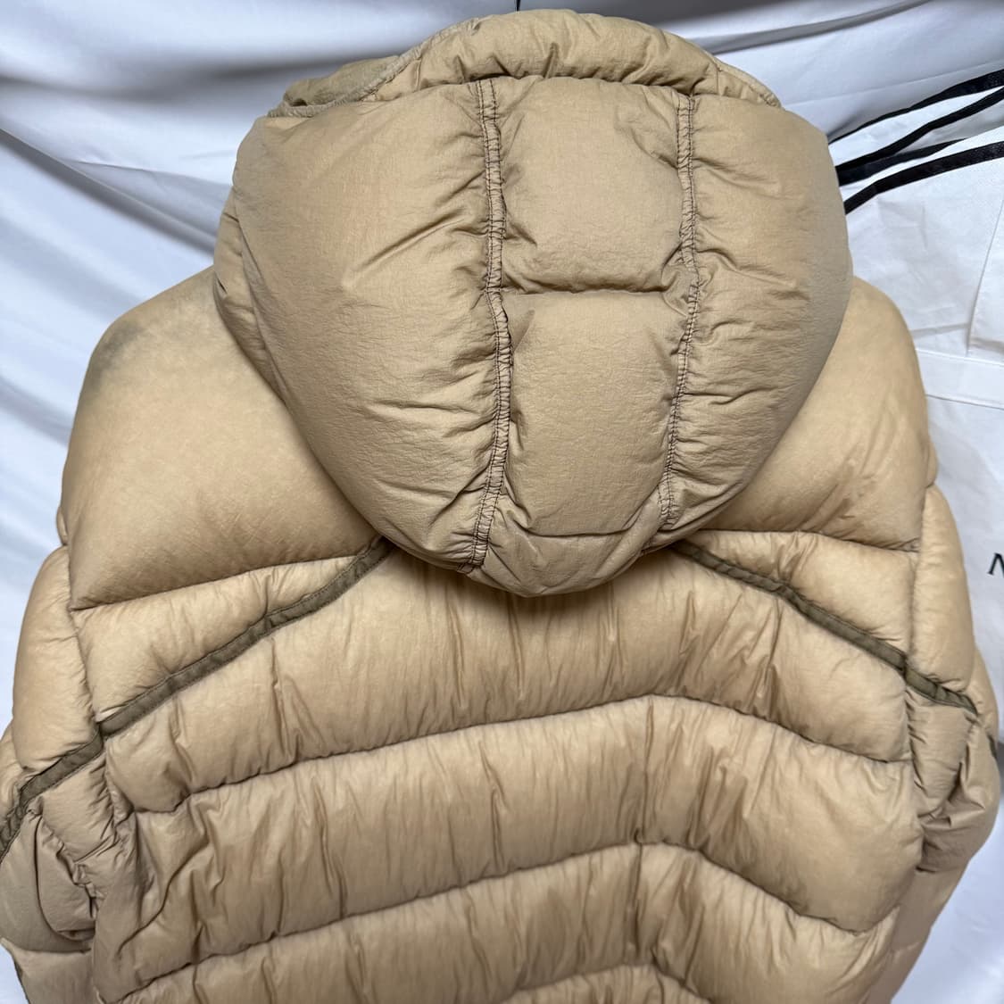 [새상품/선물가능] 몽클레어 알릭스 알몬드 푸퍼 패딩 샌드 3사이즈 상품이미지6