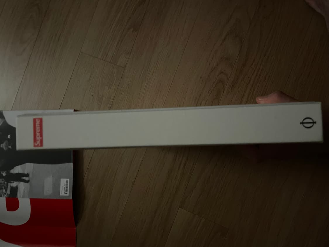 슈프림책 상품이미지4