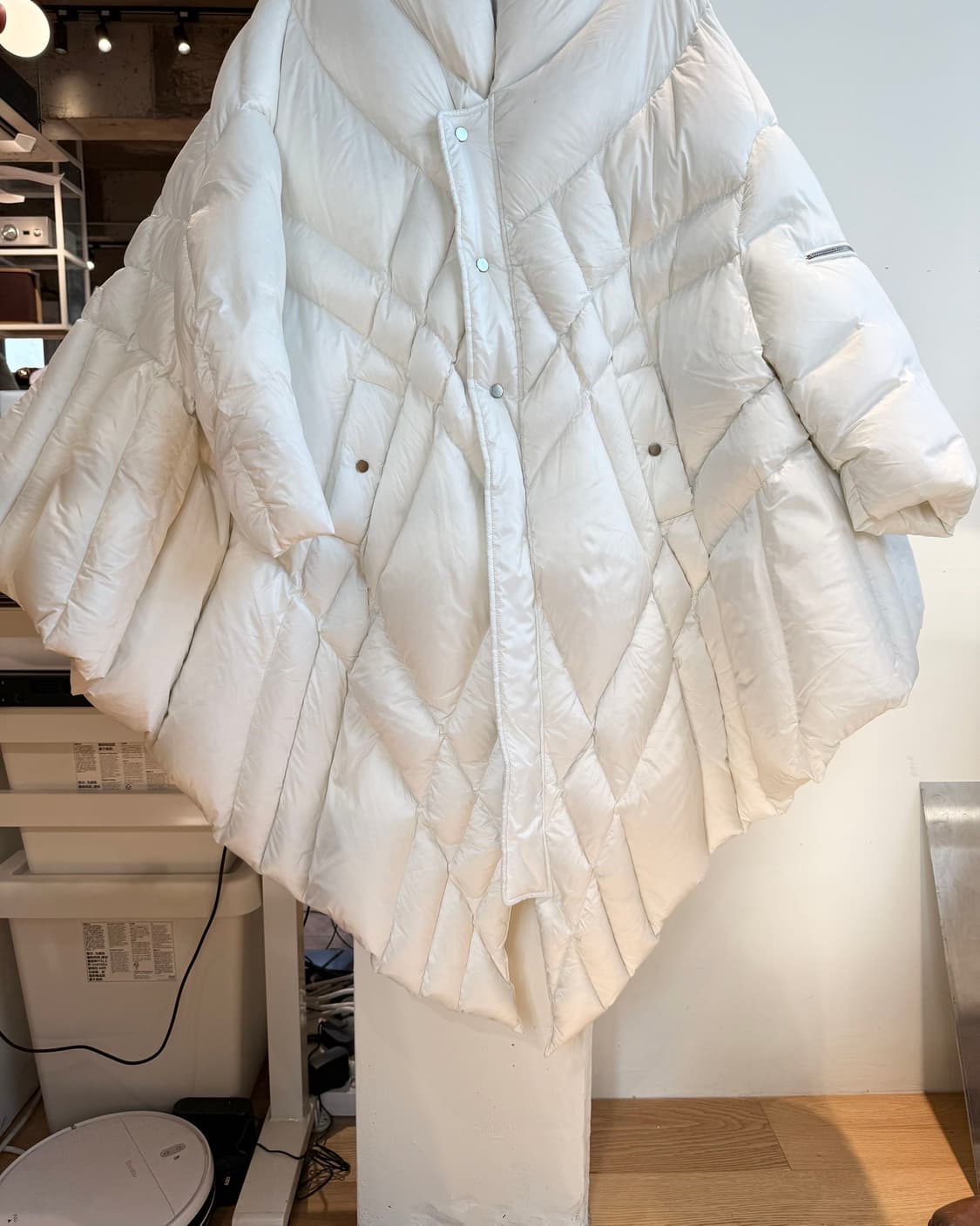 펑첸왕 화이트 오버사이즈 구스 다운 점퍼  상품이미지6