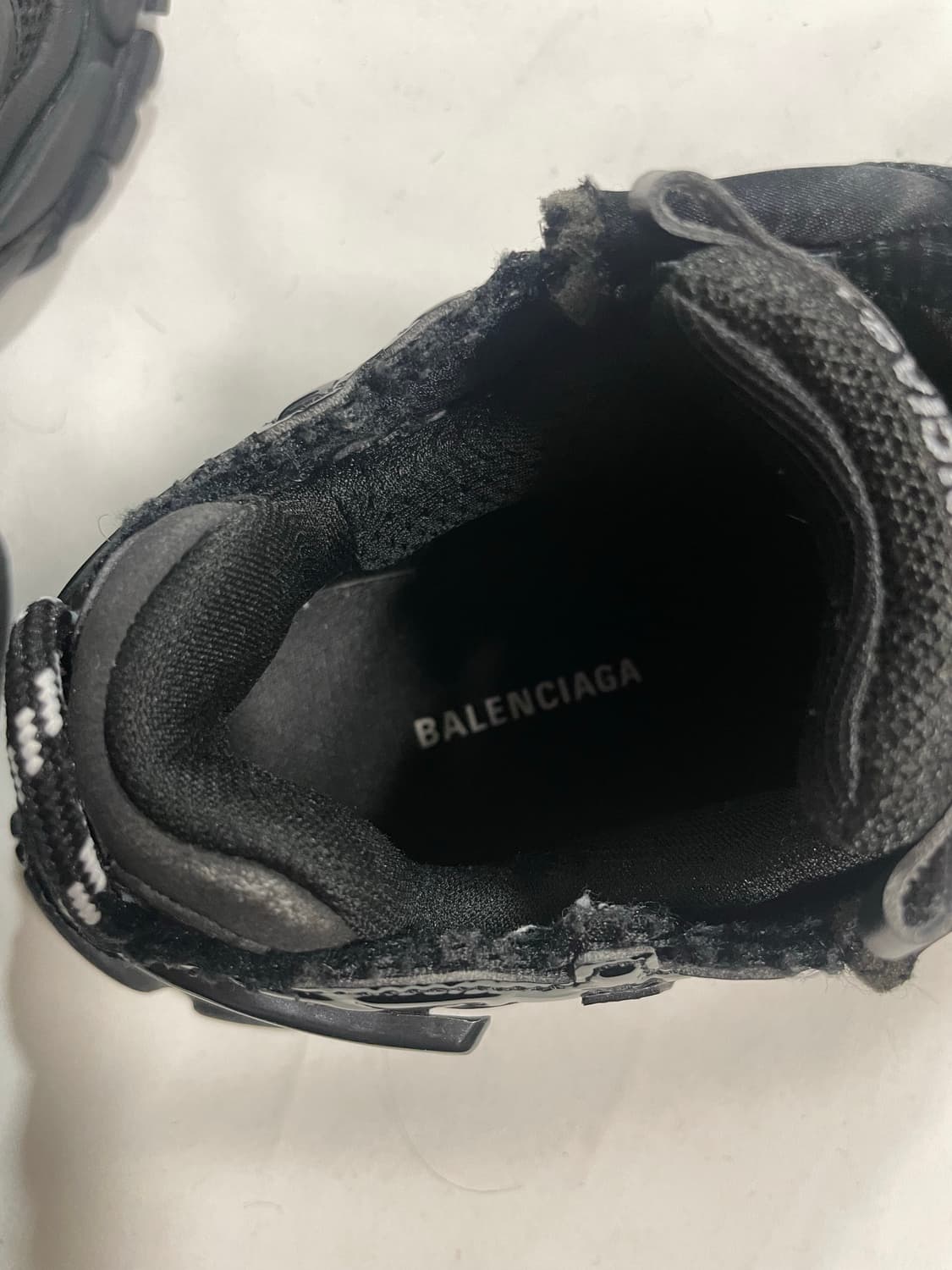 발렌시아가 뉴러너 블랙 37 상품이미지7