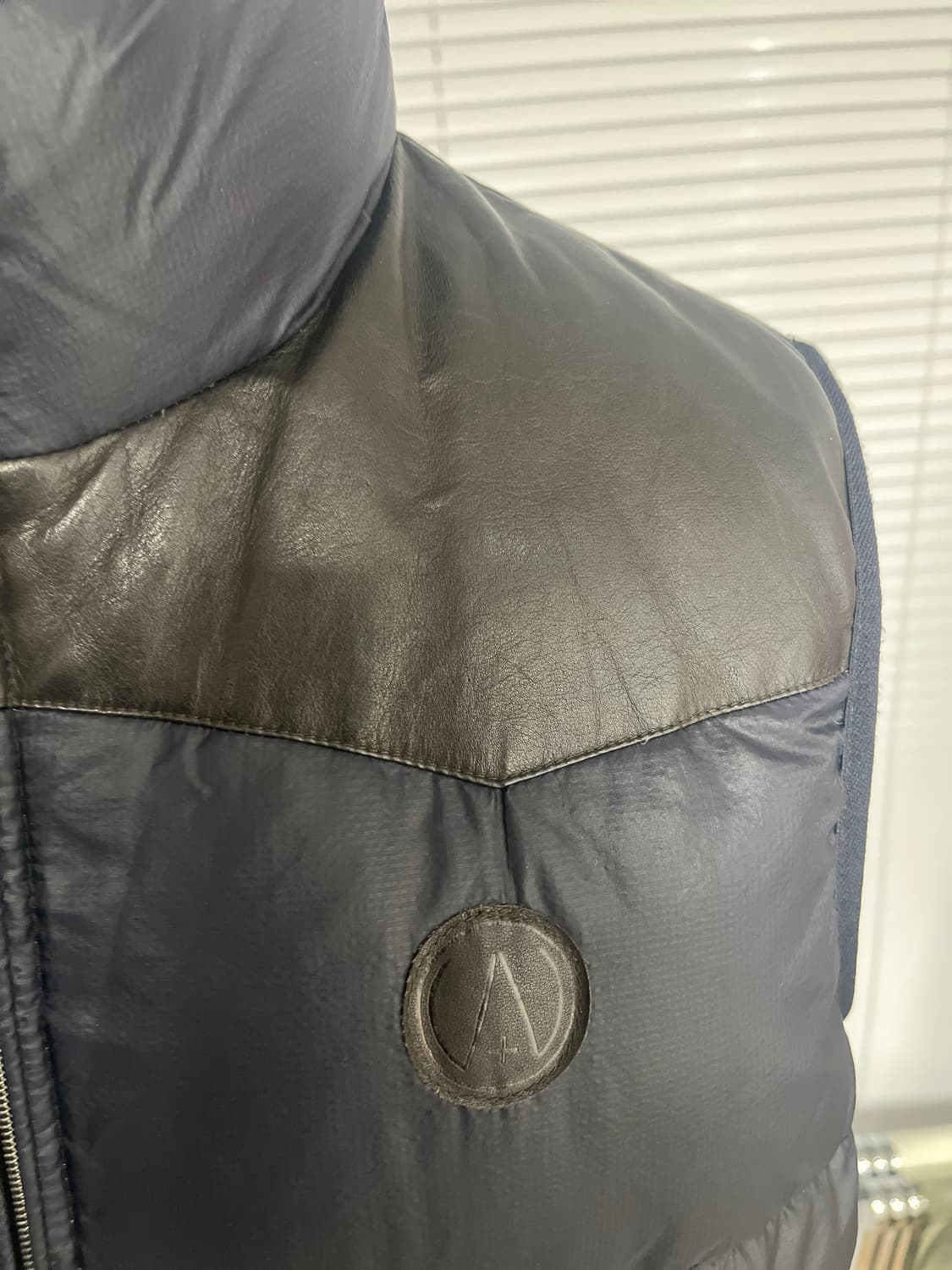 VISVIM 올드비즈빔 올블랙 투톤 레더믹스 패딩베스트 L 상품이미지3