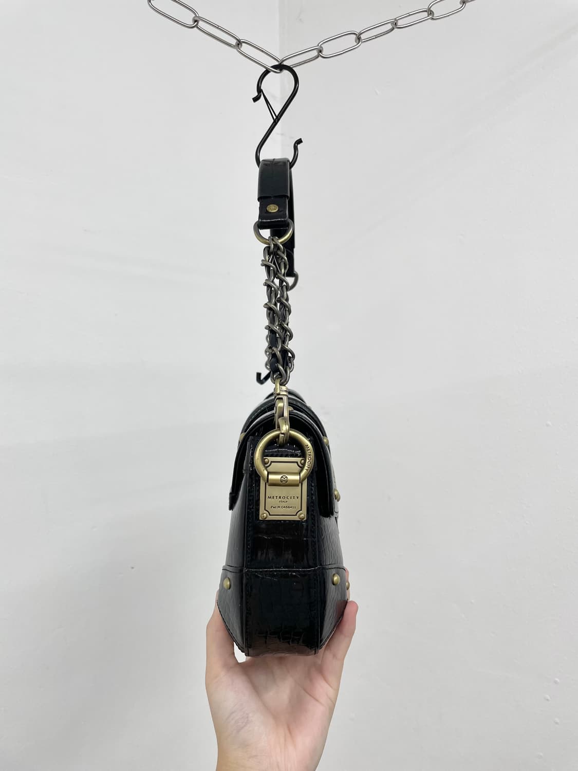 메트로시티 금장 로고 체인백 상품이미지5
