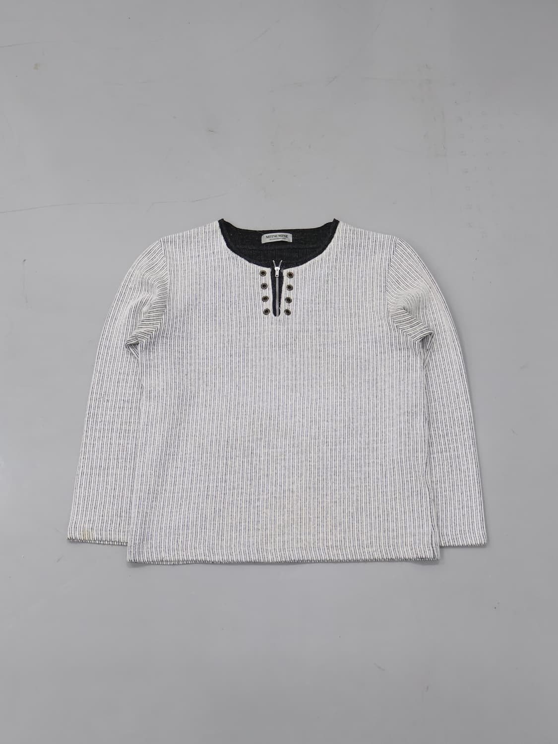 Mitsumine Mixed-Texture Henley Sleeve 상품이미지1