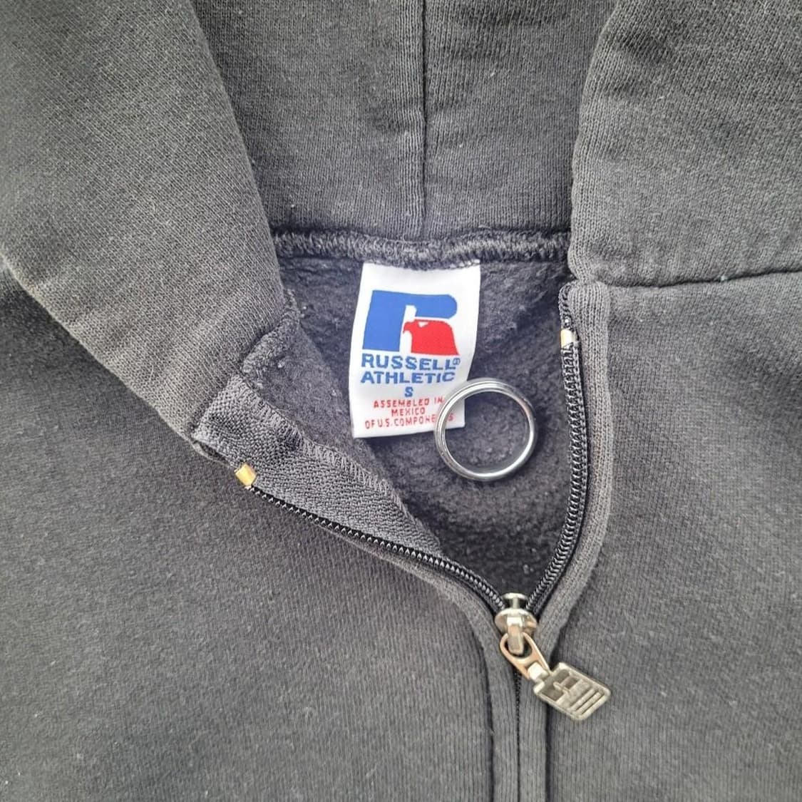 00s 러셀 애슬레틱 페이드 후드집업 블랙 상품이미지2