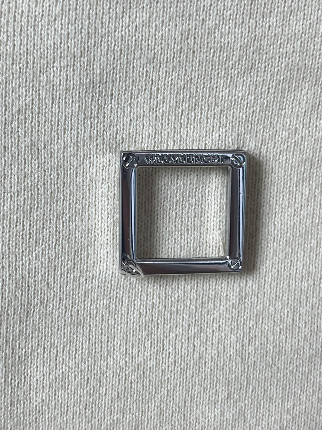 우영미 깃털 백로고 맨투맨 아이보리 48 상품이미지4