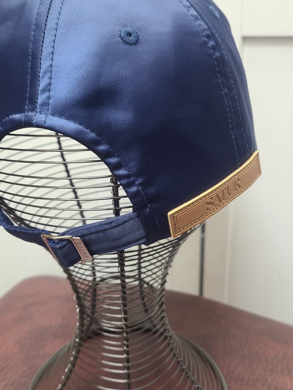 세터 네이비 새틴 볼캡 상품이미지4