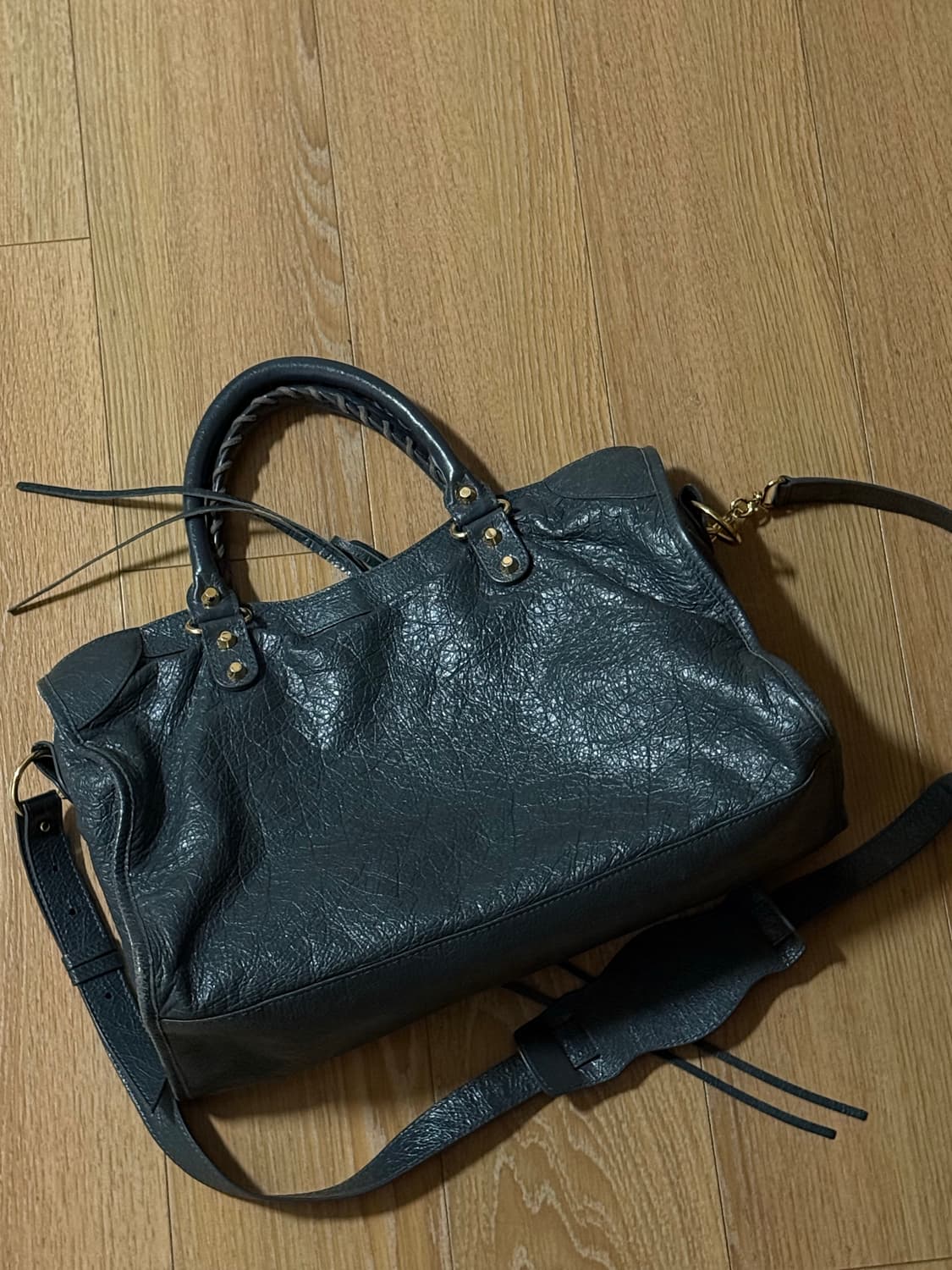 발렌시아가 모터백 시티백 다크그레이 미디움 상품이미지2