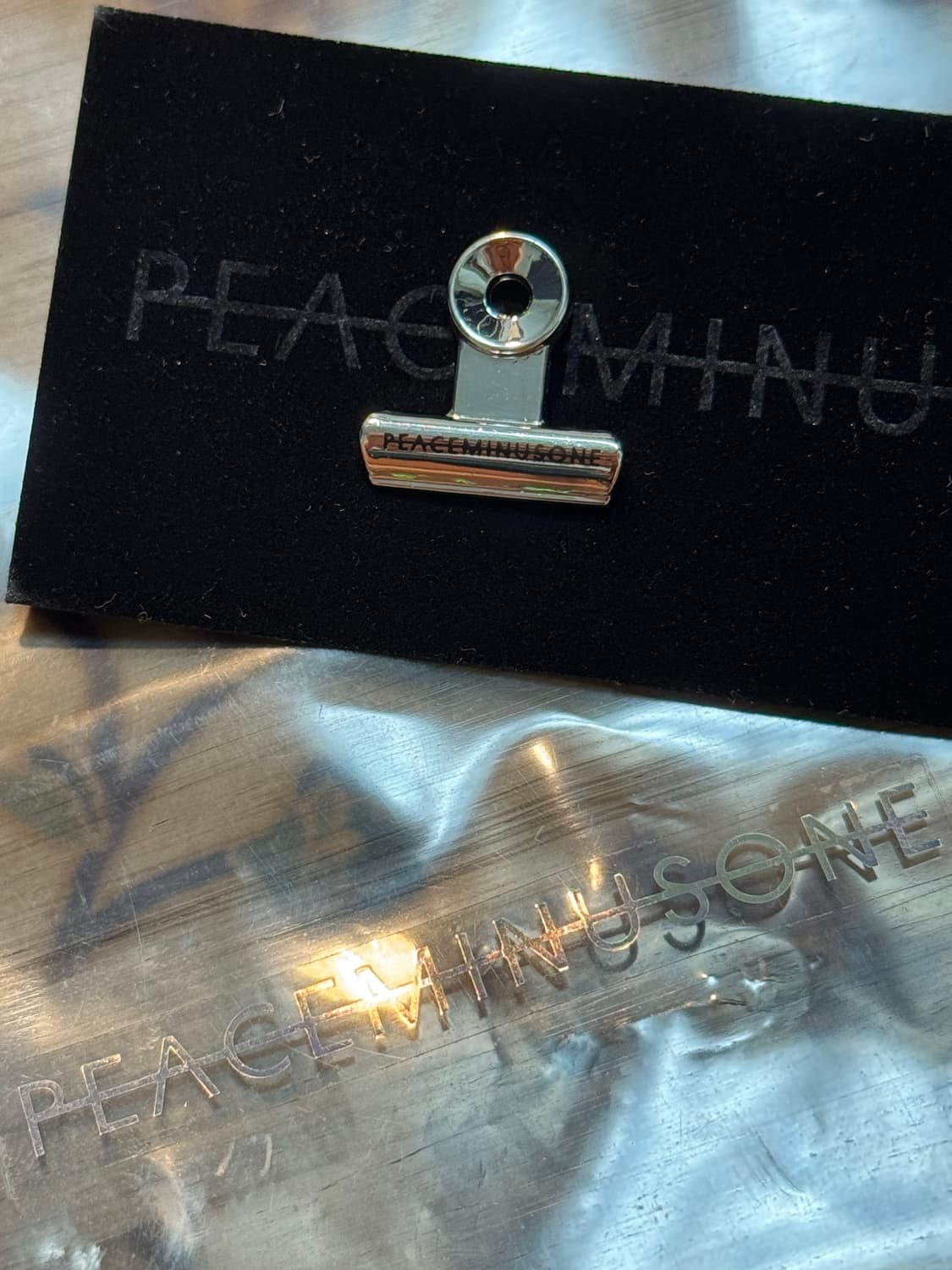PEACEMINUSONE 불독클립 피스마이너스원 상품이미지1