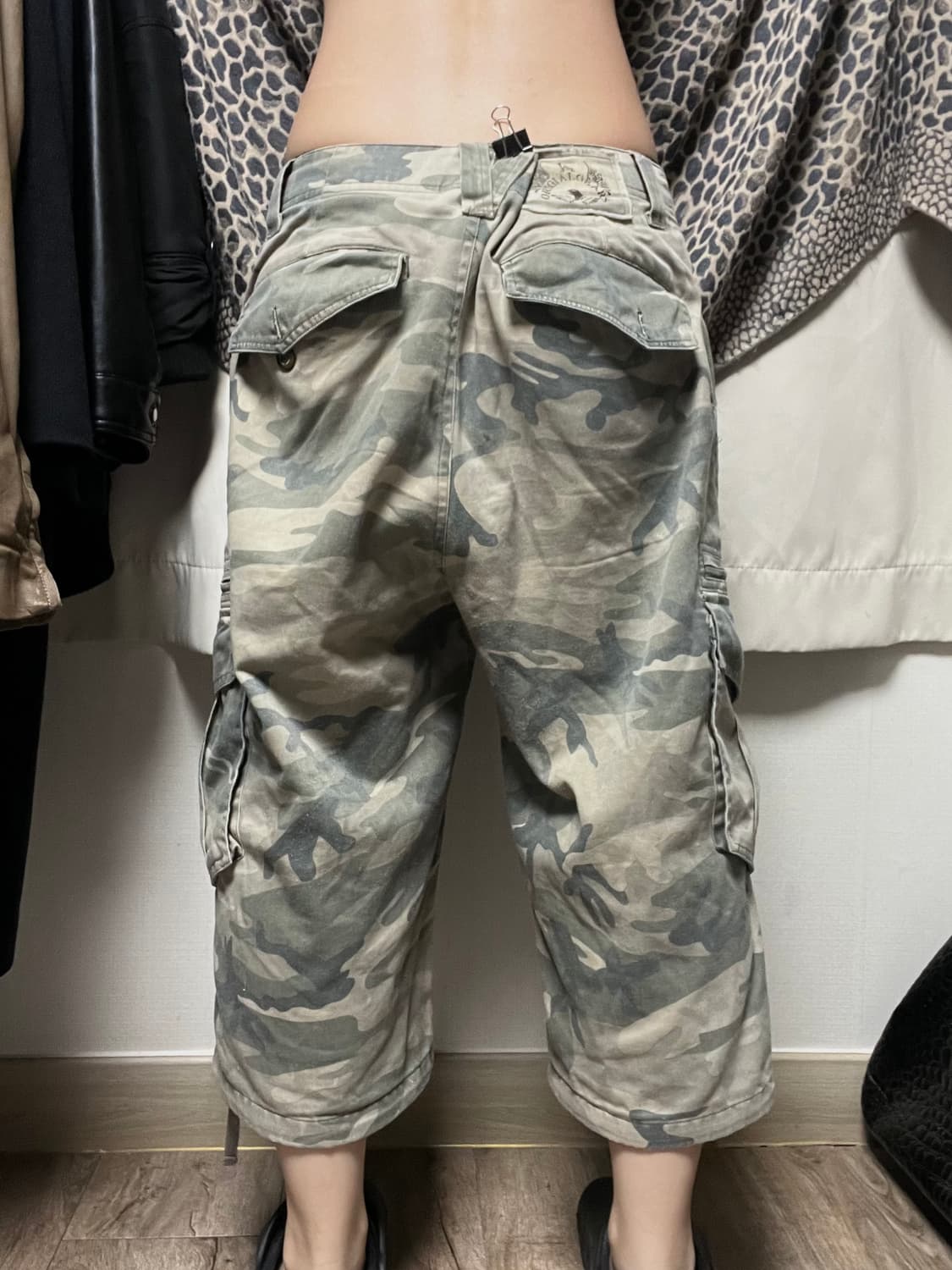 빅포켓 디테일 카모 카고팬츠 하프 상품이미지3