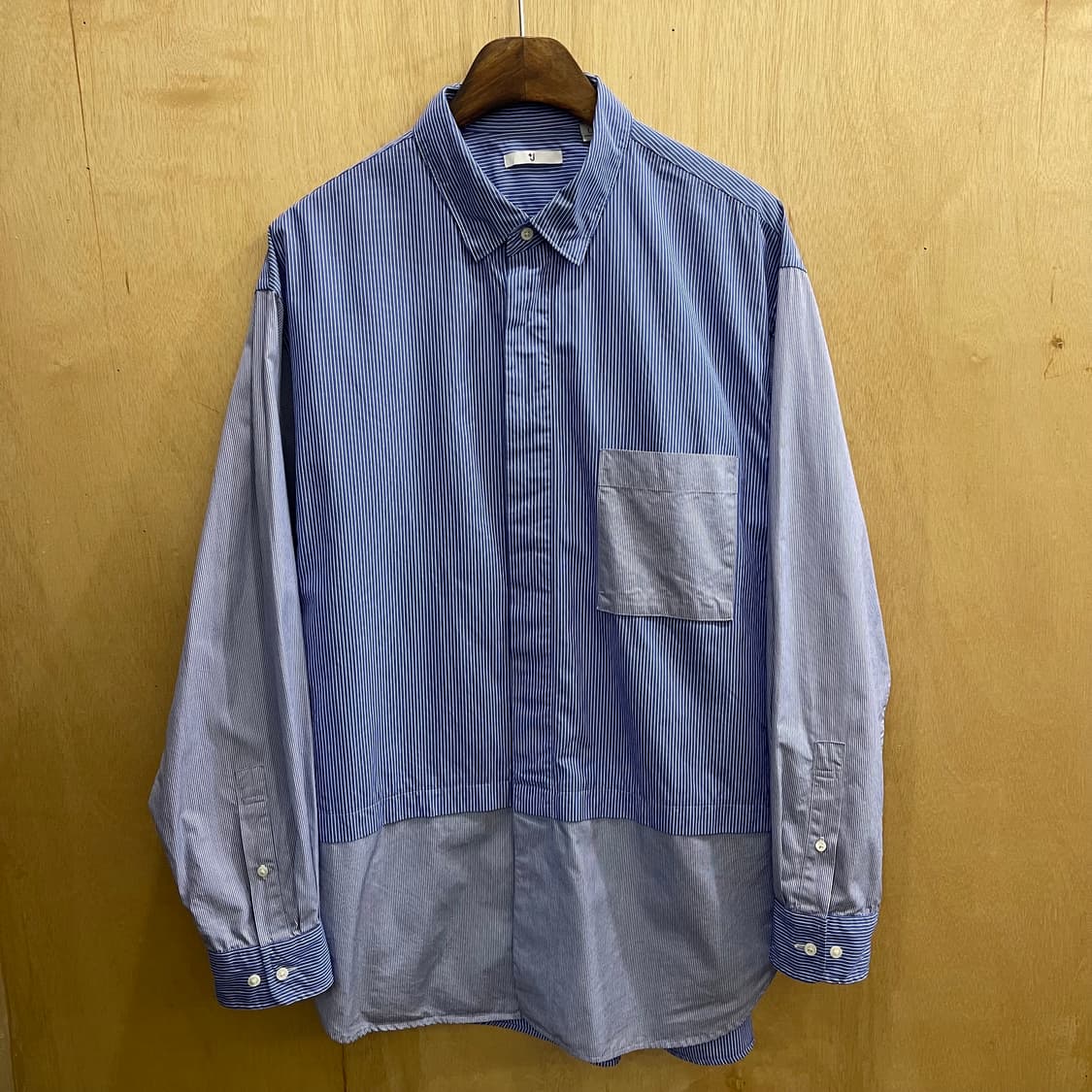 +J 멀티셔츠 상품이미지1