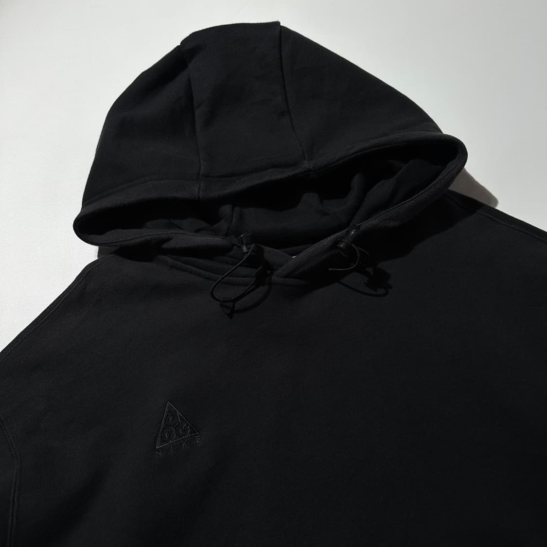 나이키 ACG 로고 후드 블랙 상품이미지3